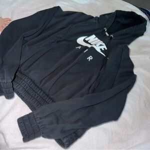 Nike Air Women’s Size Extra Small Cropped Hoodie Sweatshirt Black